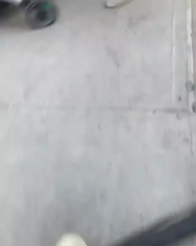 Salem Seleiman and mob attack two Israeli supporters.mp4_#52